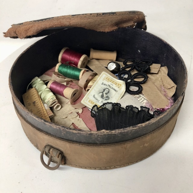 SEWING KIT, Vintage Basket w Leather Lid and Vintage Craft Props